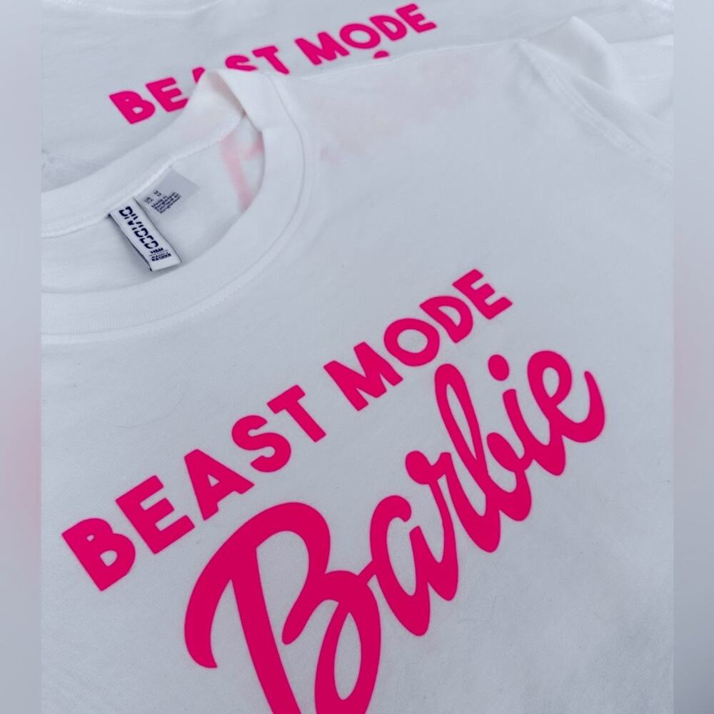 Barbie crop pink t-shirt lounge gym beach vacation mood